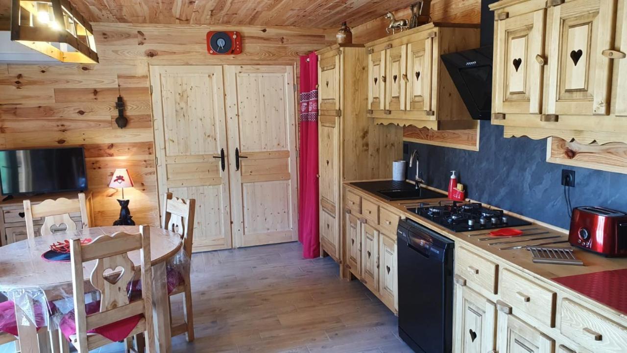 Chez Lavalou Gite 4* Chaleureux En Bois Lannemezan Ngoại thất bức ảnh